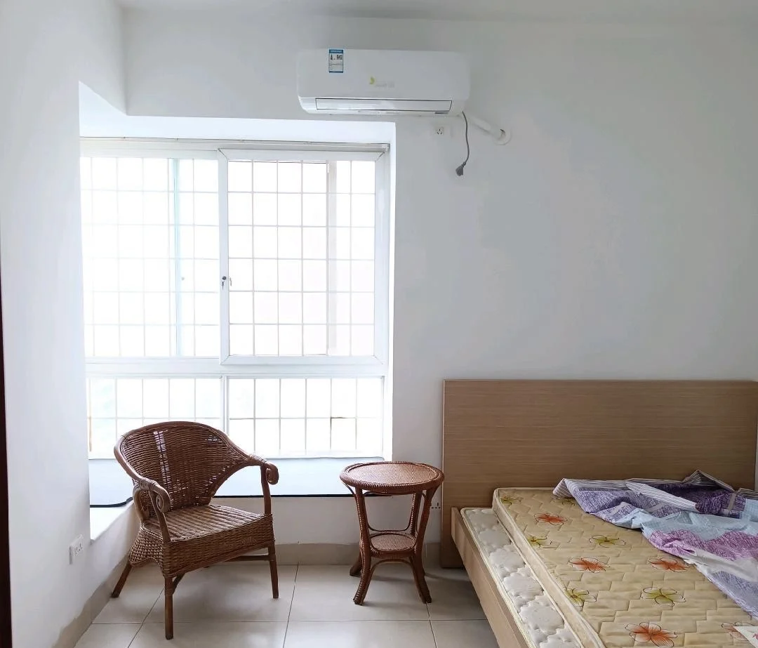 柳州桂中高新区，东城华府电梯两房出租