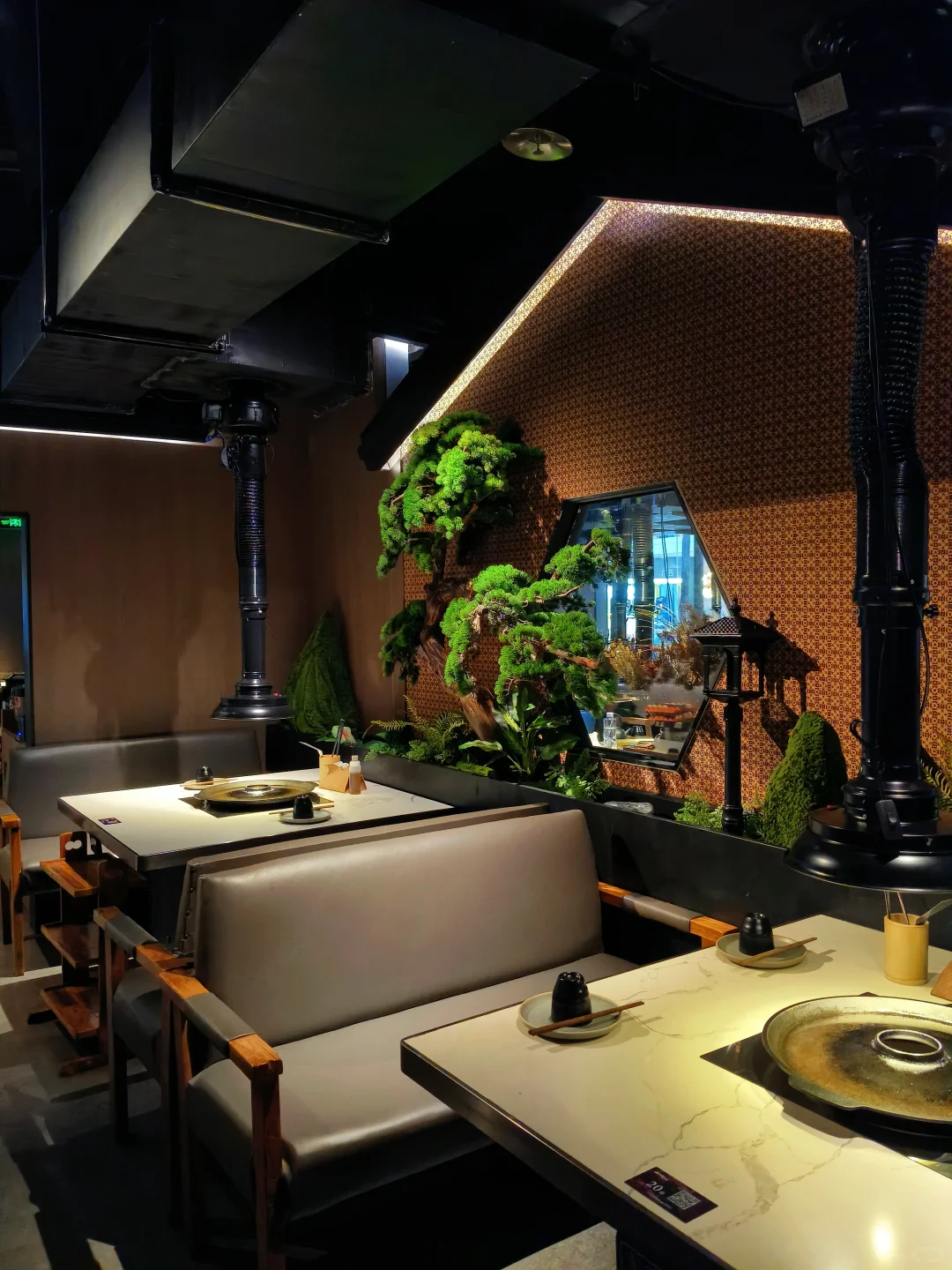 谁懂。。也是在南宁吃上贵州活油烙锅了