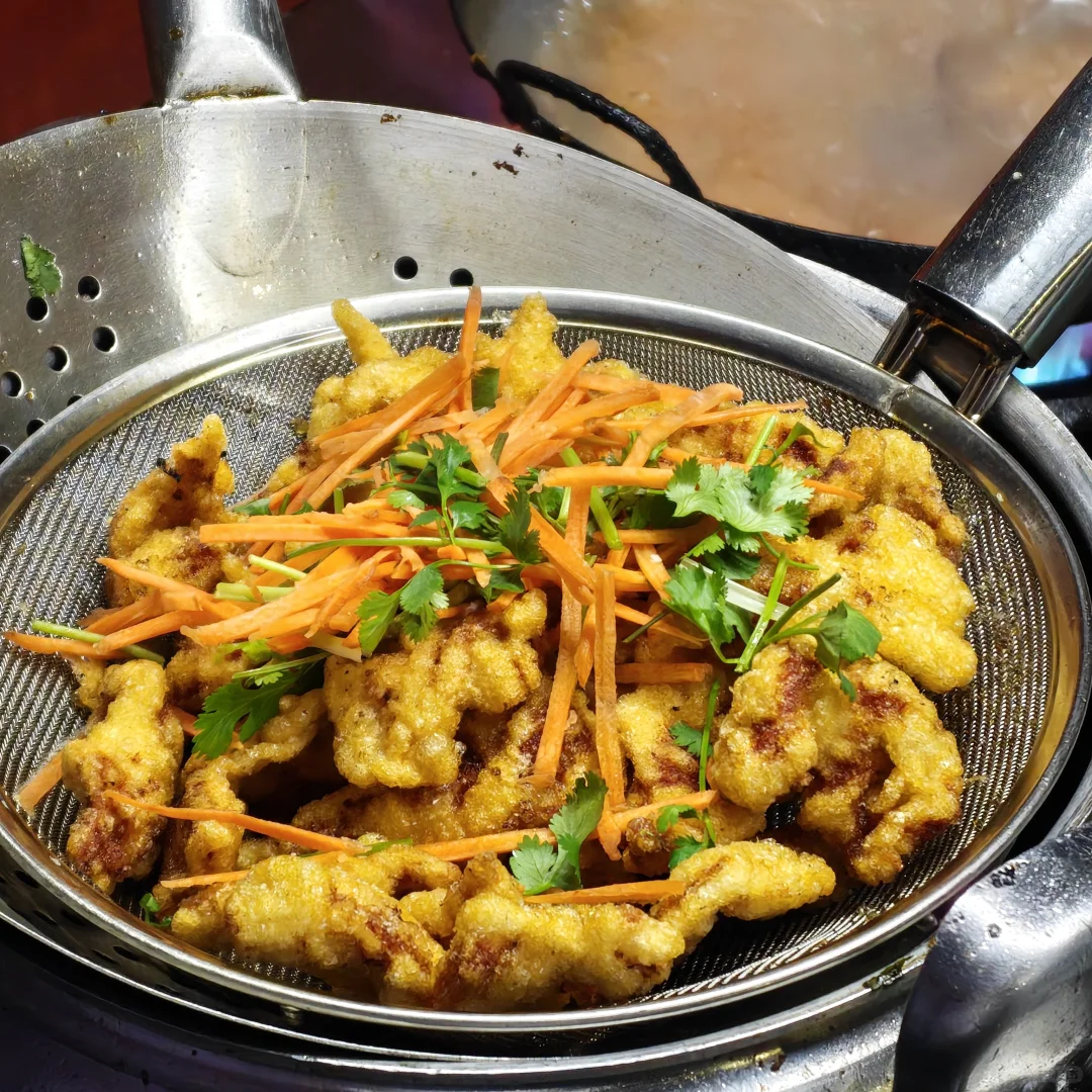 南宁仙葫莫屋小区内的锅包肉！