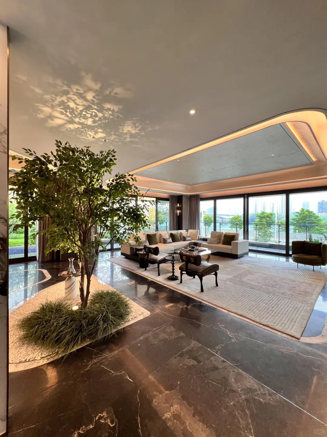 柳园路1号143平160万，现房现证