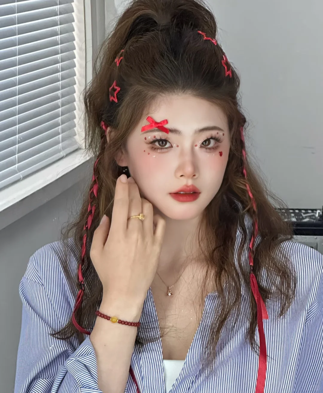 华晨宇演唱会南宁站约妆了、南宁化妆师、