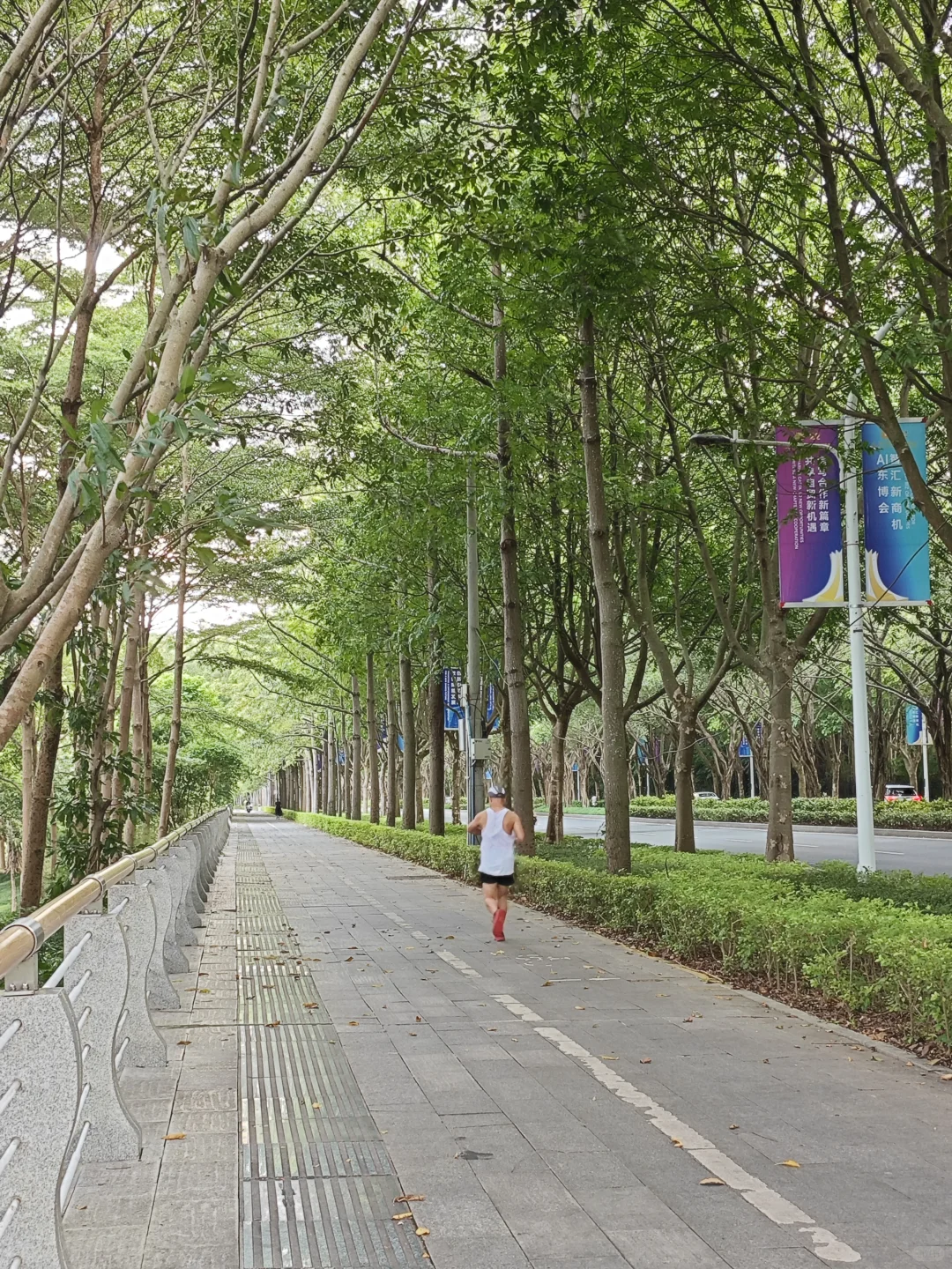 还是最喜欢南宁邕江的这一段江景，安静舒适