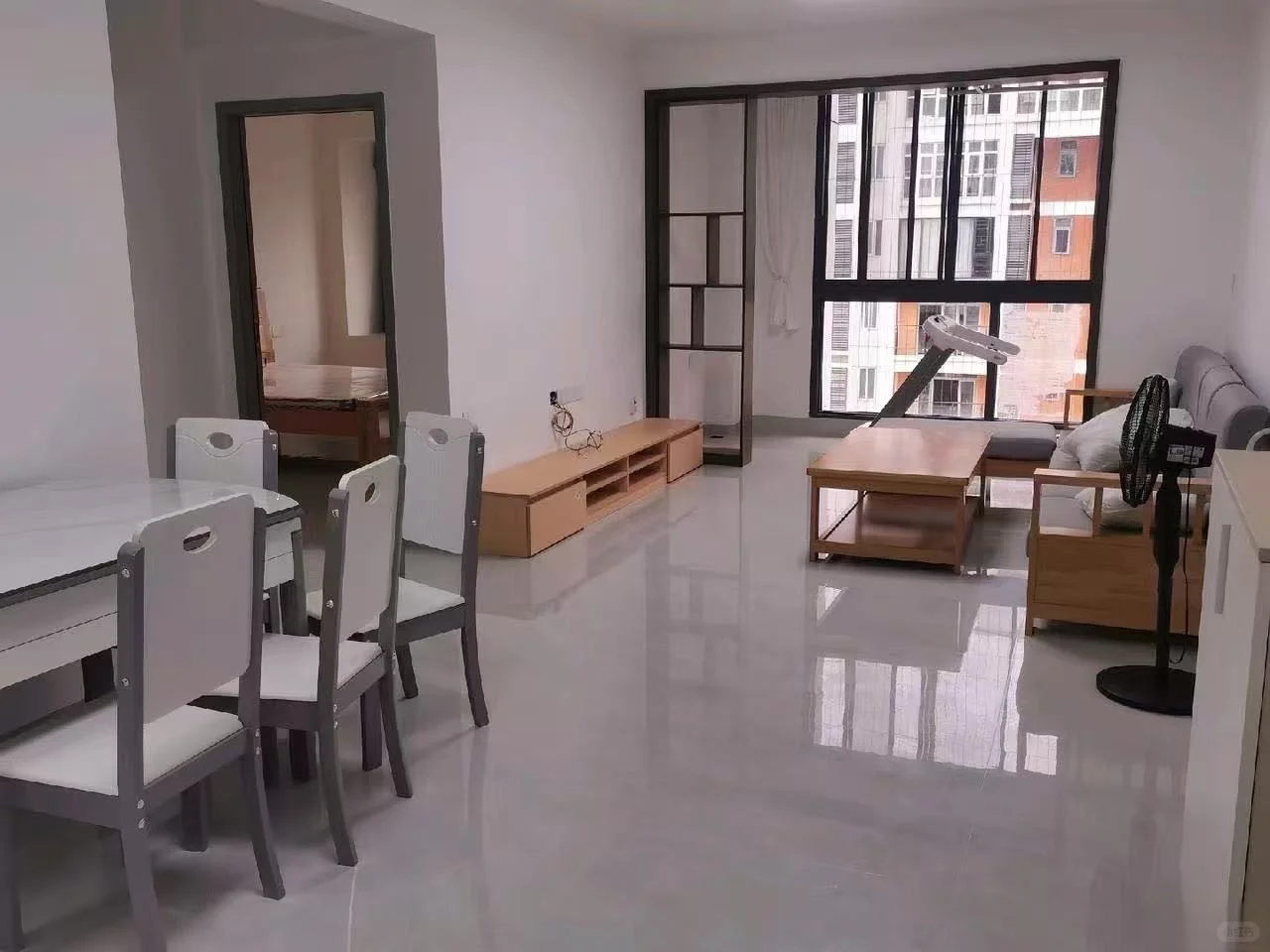 柳州万象城人民医院附近全新装修两房出租