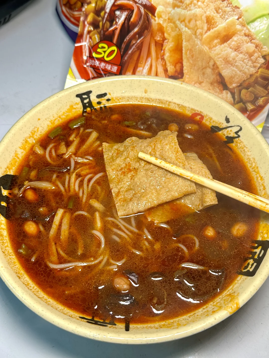 原来柳州袋装螺蛳粉是那么好吃？？！！