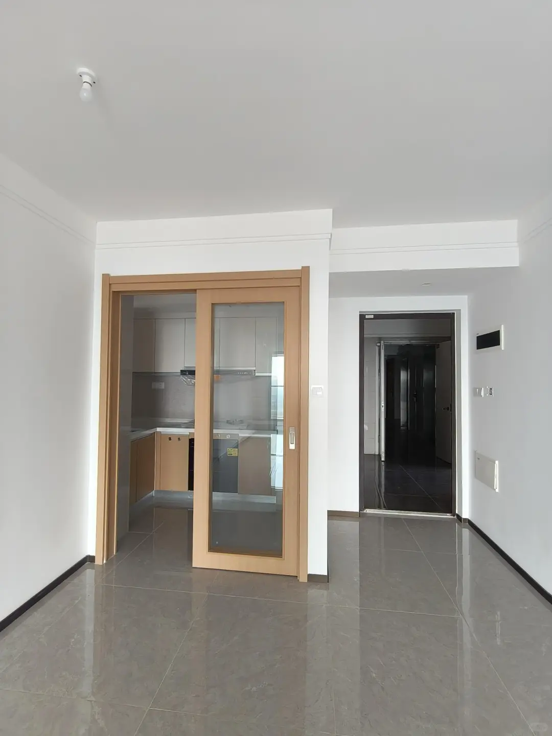 荣和五象院子80平精装3房，总价48万，现房