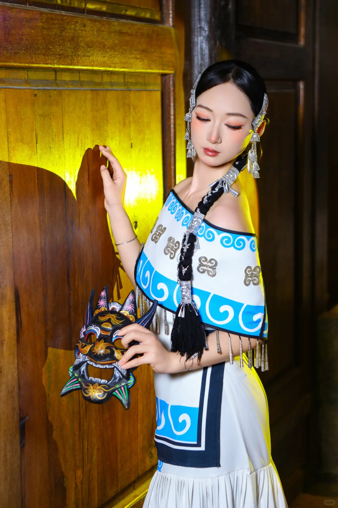 在柳州窑埠古镇拍到了超美的青花瓷彝族