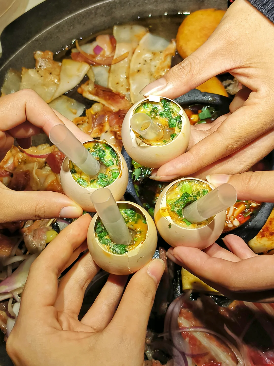 谁懂。。也是在南宁吃上贵州活油烙锅了