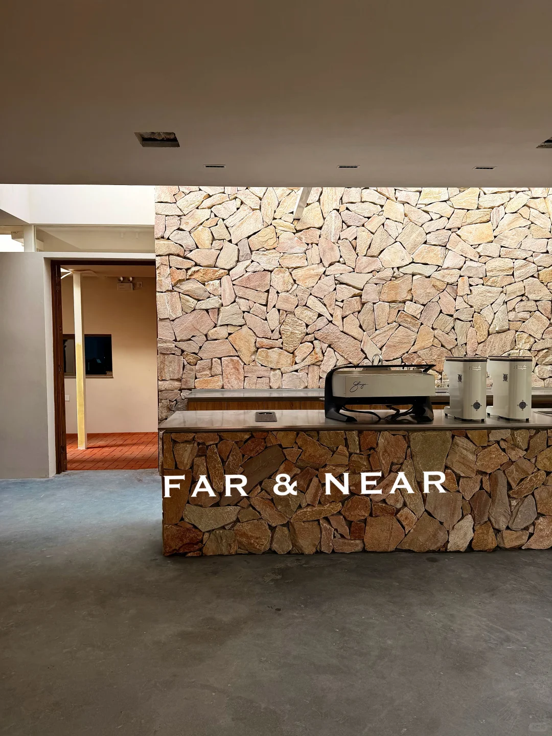 远近常德店招咖啡师啦！