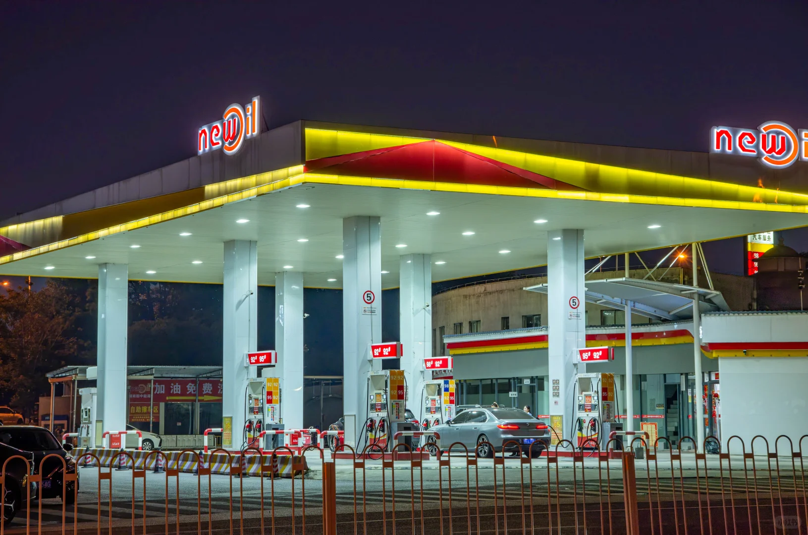 长沙江边毛爷爷机位打卡