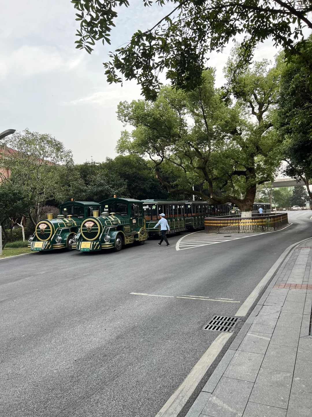 湘江边橘子洲伟人像