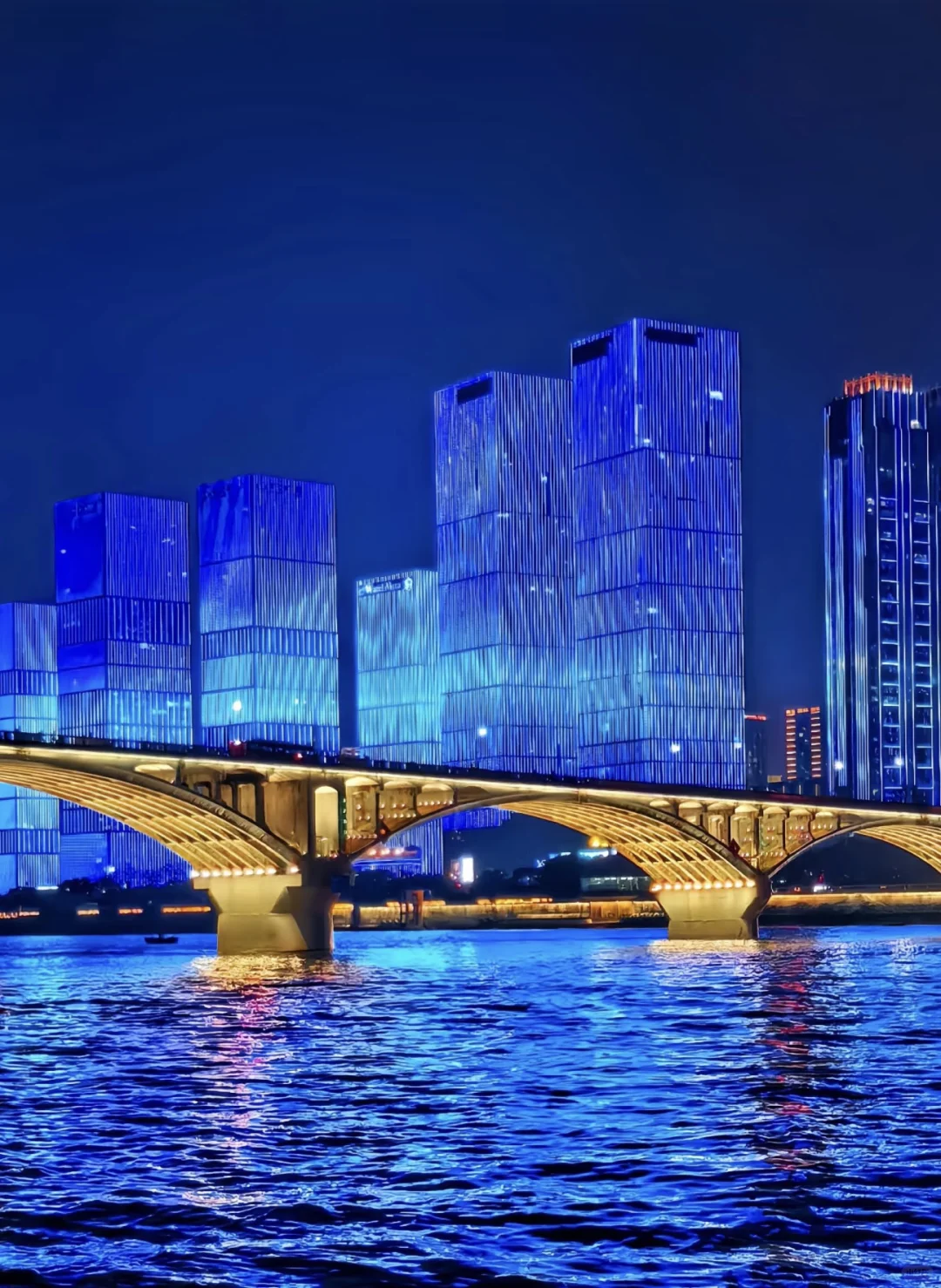 赛博朋克版长沙五日游懒人攻略