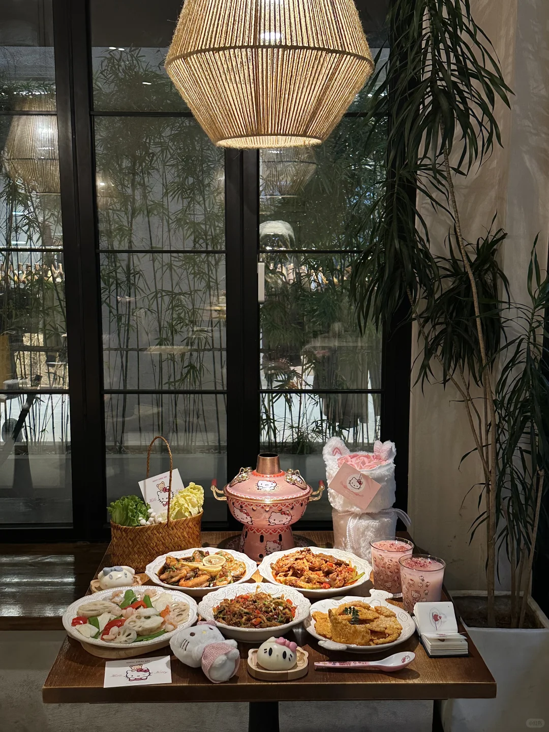 长沙的！！长沙的！！Hellokitty 主题限定🎀