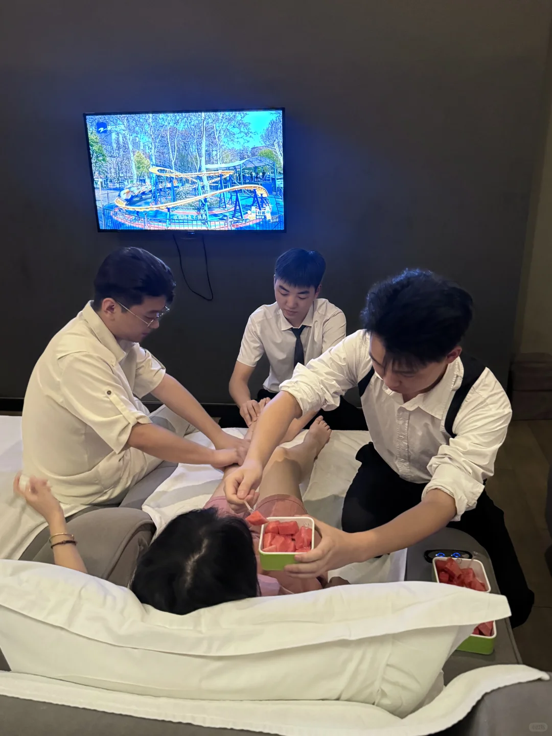 来长沙见世面了。。。还是太超前了。。。😅😅