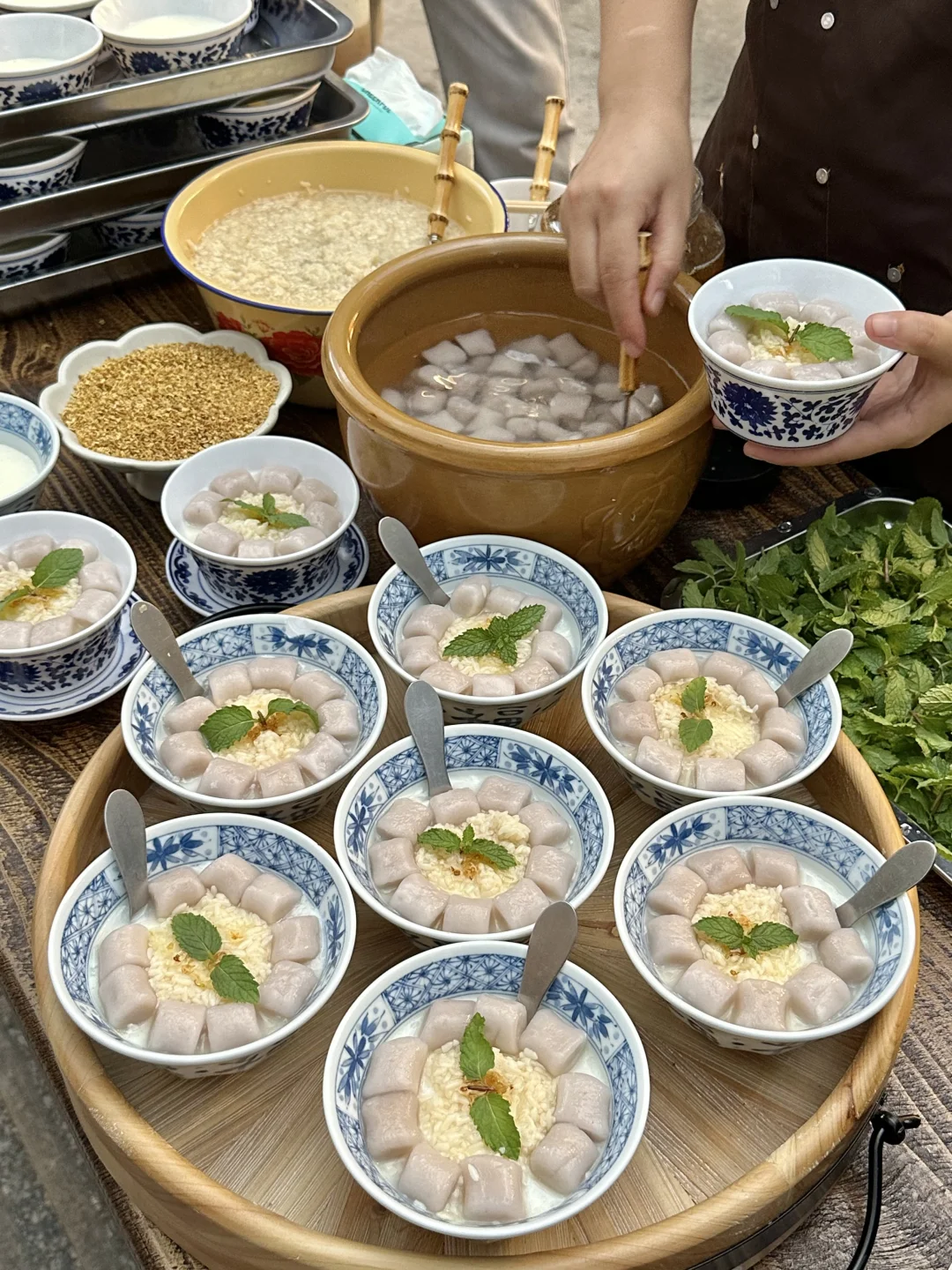 感谢何老师🥹🥹逛完橘子洲直奔的好好吃！！