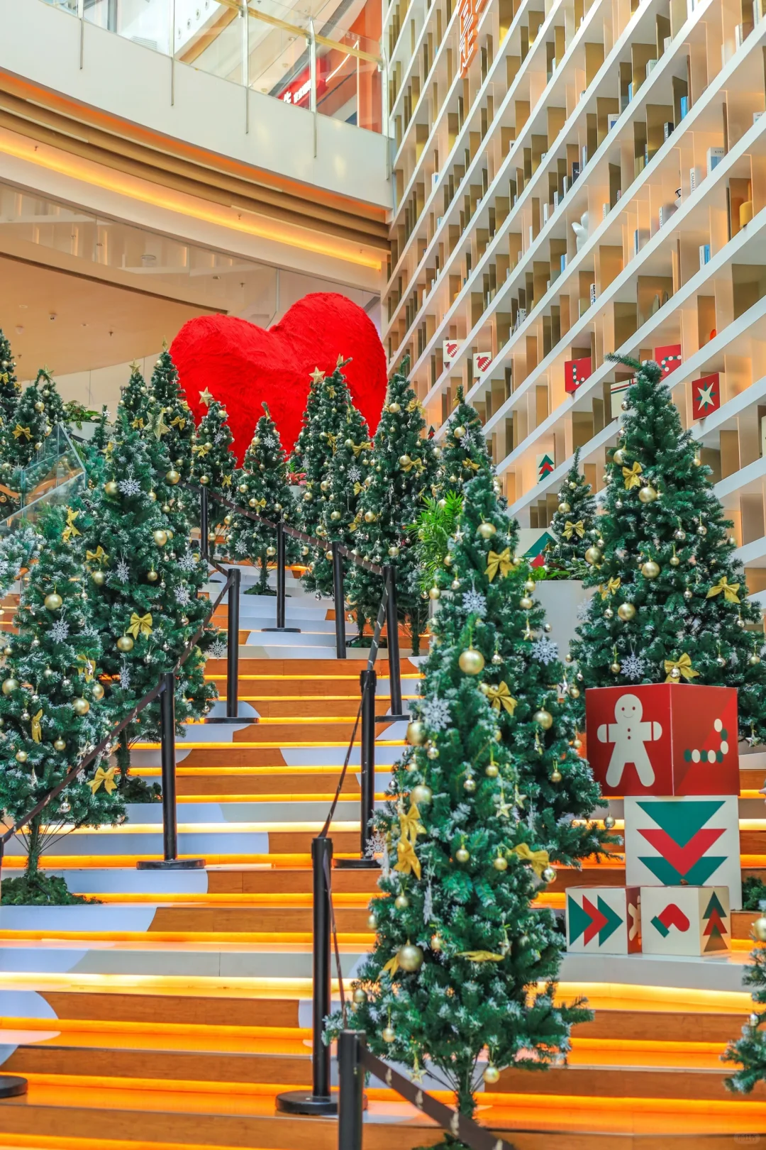 长沙圣诞氛围已拉满🎄人少免费拍不够📷