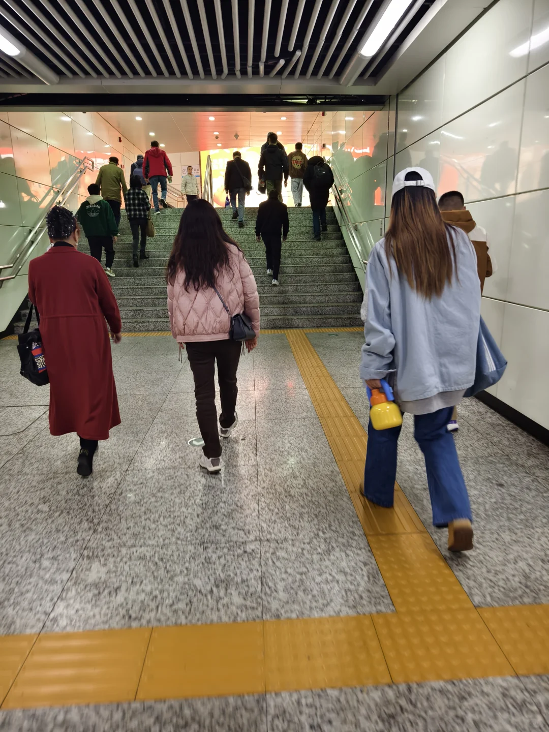 长沙今天天气实况及穿搭