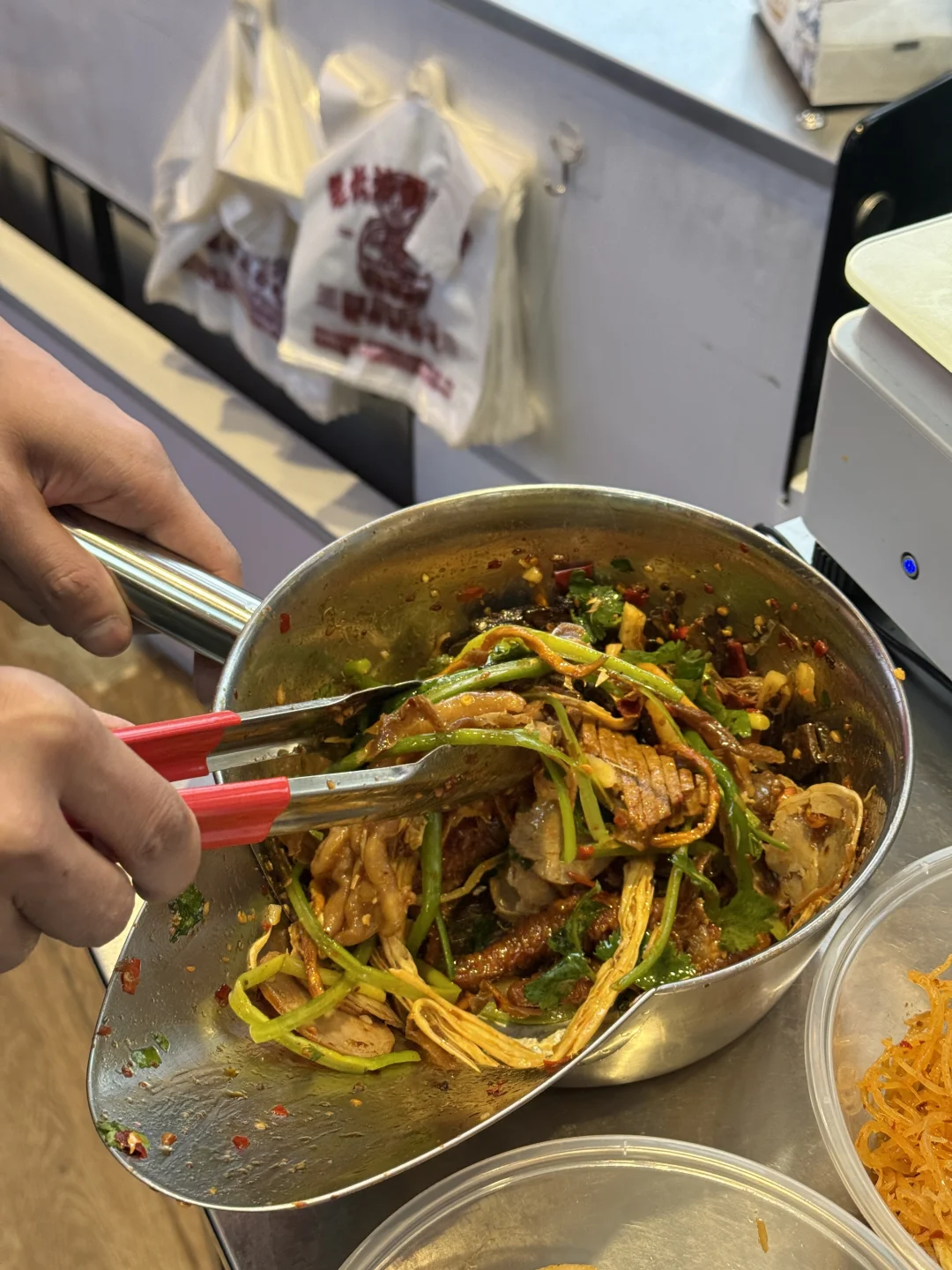 个人觉得）长沙top.1好吃的捆鸡。。。。