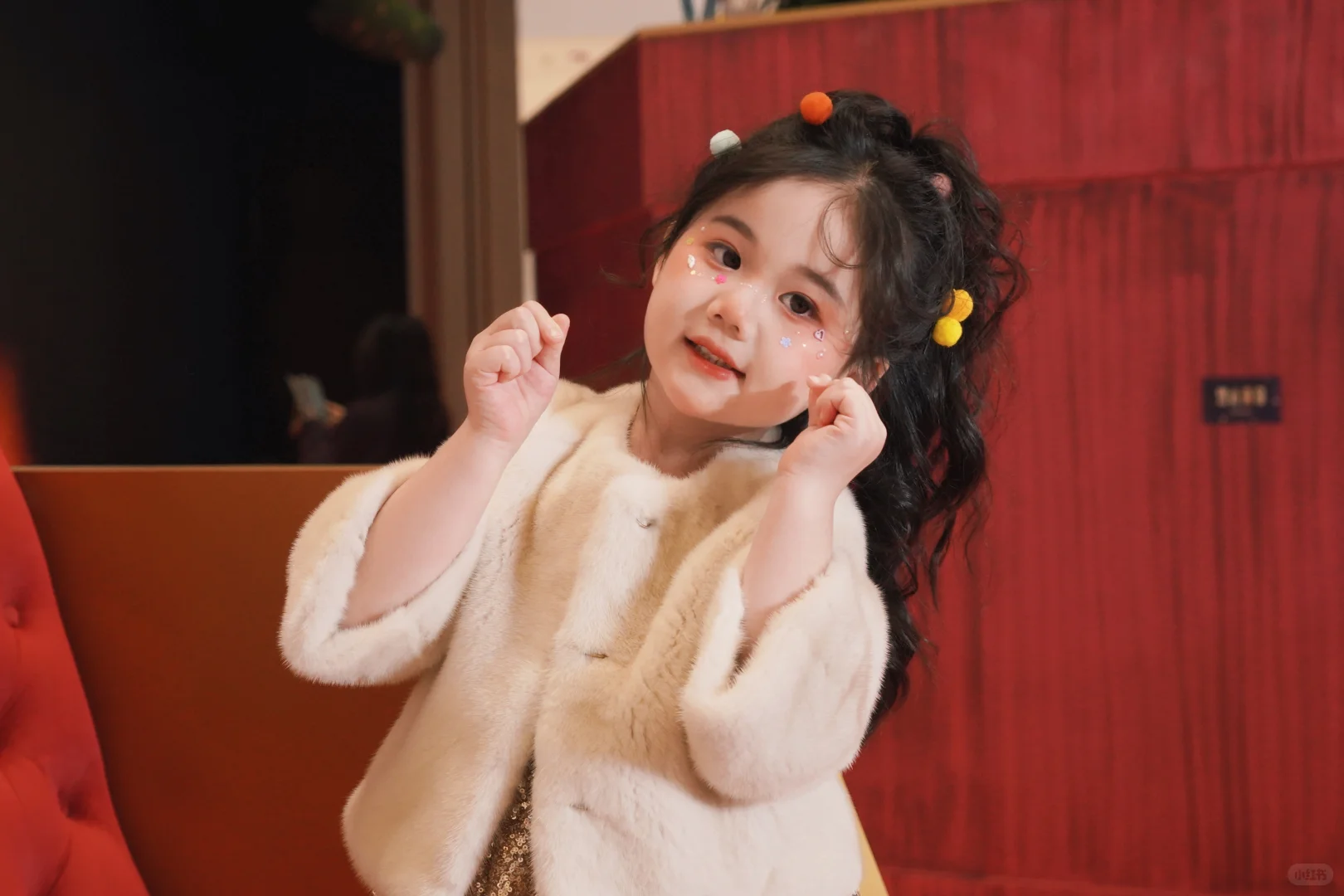 🎄被萌化了！长沙IFS惊现圣诞小熊王国