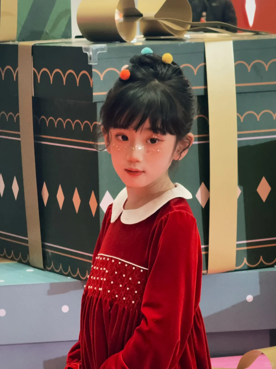 🎄被萌化了！长沙IFS惊现圣诞小熊王国