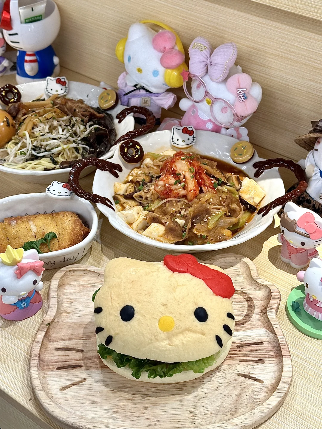 常德初雪❄️首家正版Kitty寿司屋萌化了！💖