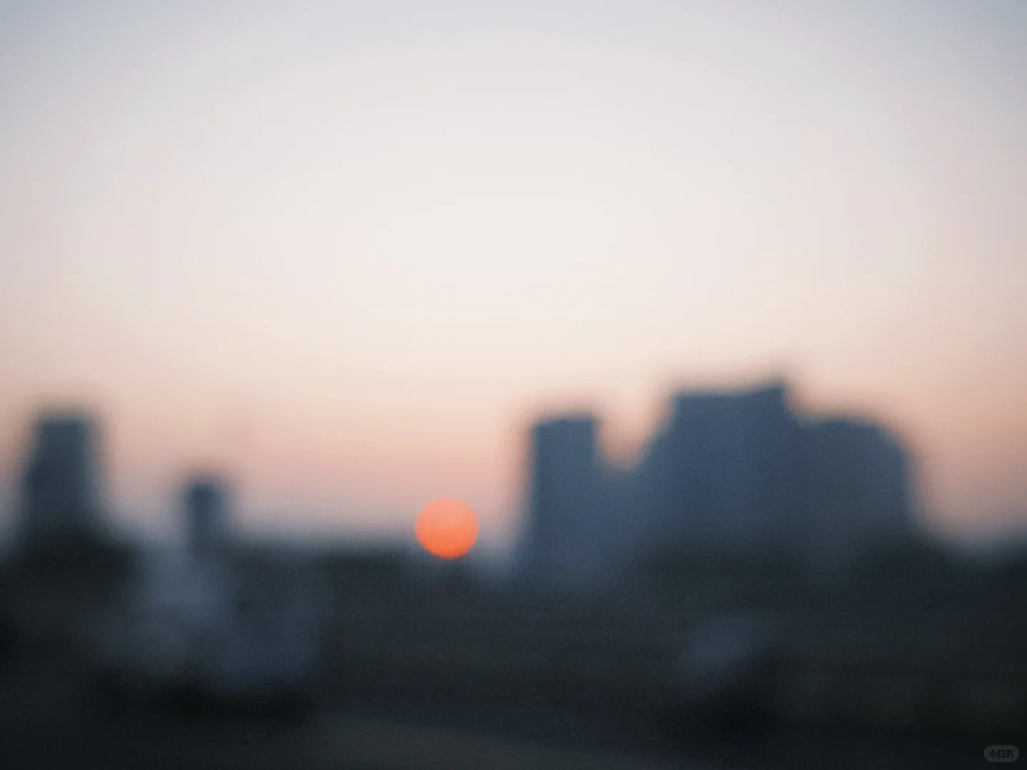 和爱的人一起走在沅江大桥上