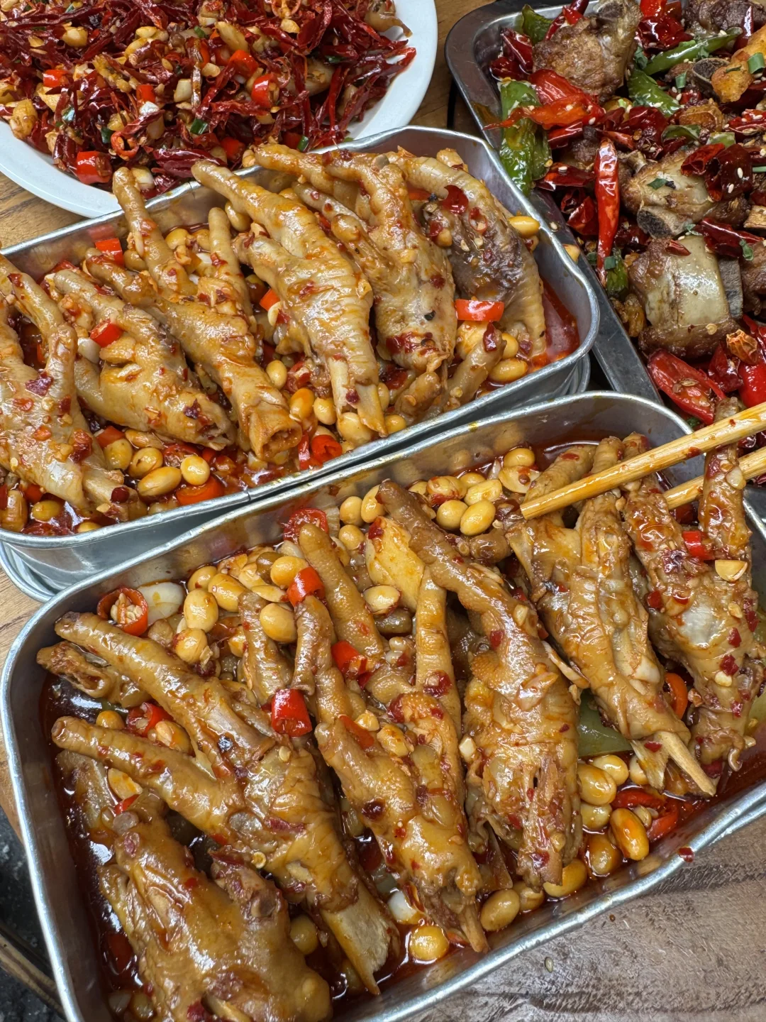 感谢何老师！！落地长沙第一顿好吃到晕厥。。。。