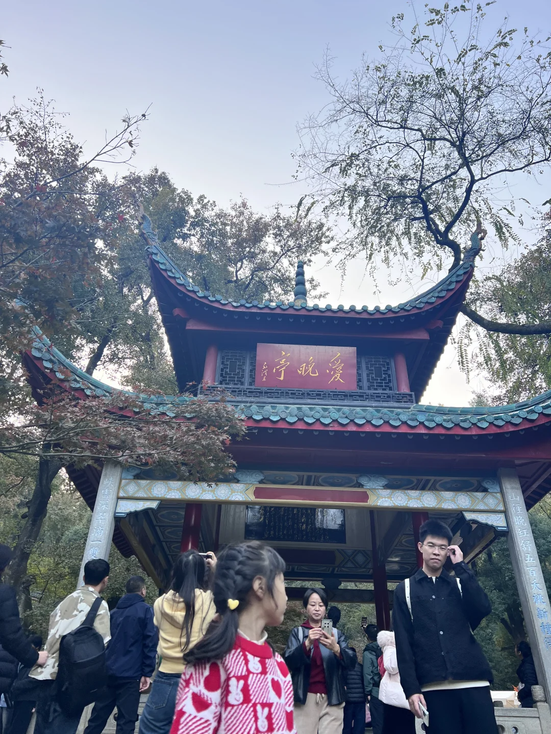 11.22 日的长沙，人从众