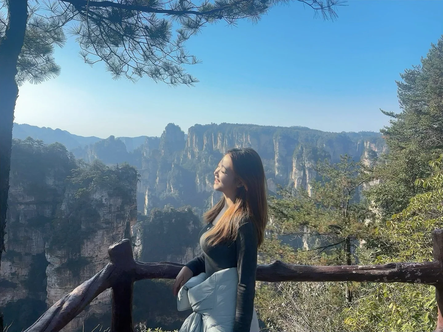 鹞子寨的风景也是美美哒小狗狗也是累累哒