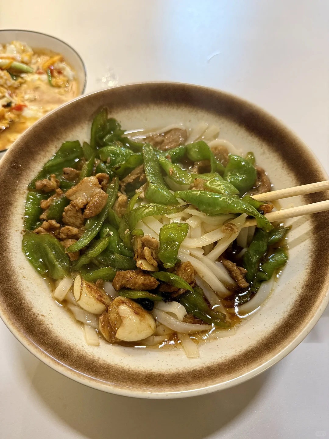 应该是上海z正宗的长沙米粉了。。