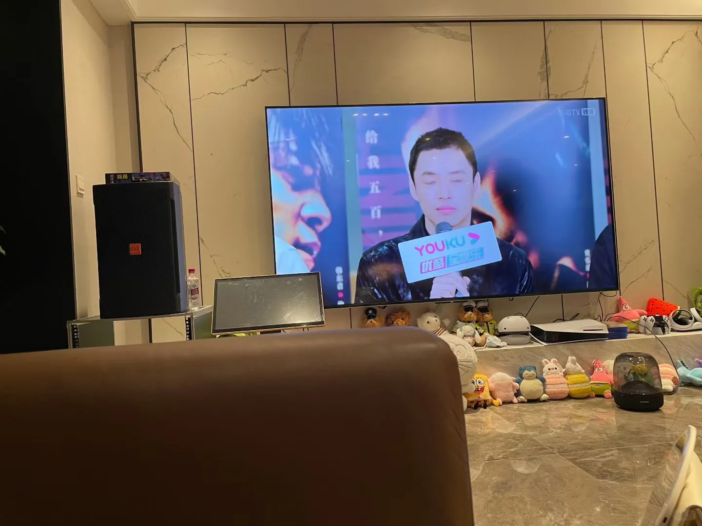 长沙有没有出来一起玩的 没人就只能宅着了