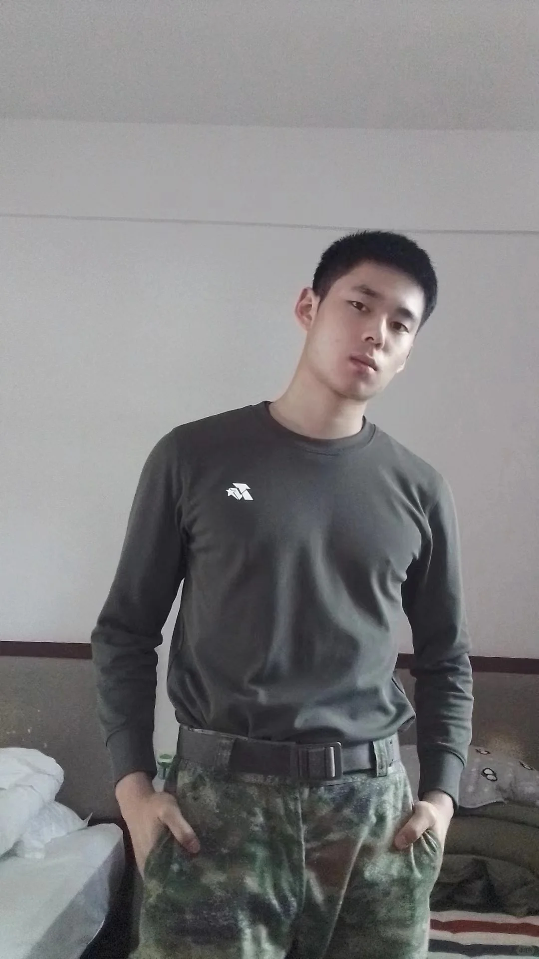 老兵陪玩之张家界｜有趣的警察小哥