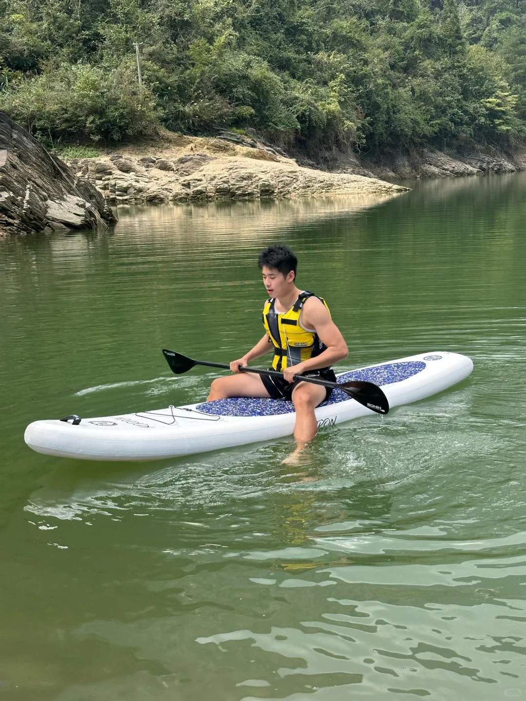 老兵陪玩之张家界｜有趣的警察小哥