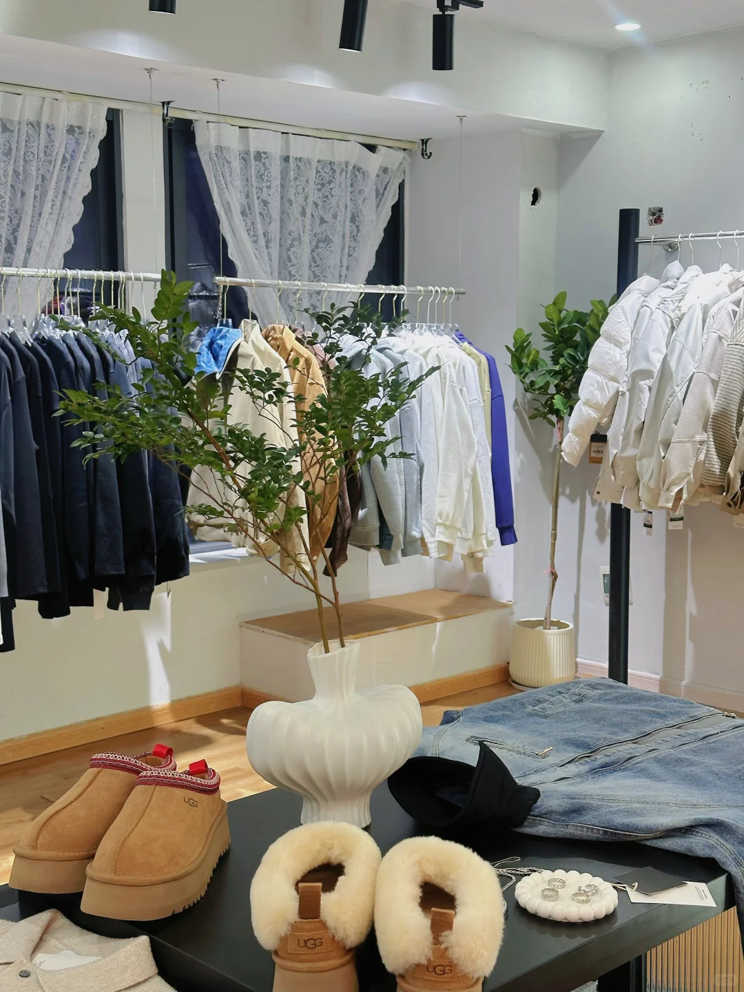 张家界无性别潮牌复刻服装店！