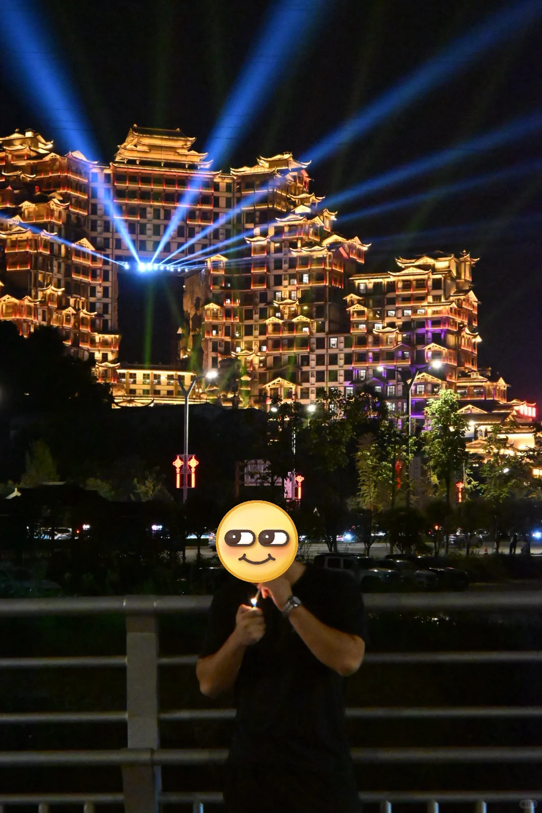 老兵陪玩之张家界｜有趣的警察小哥