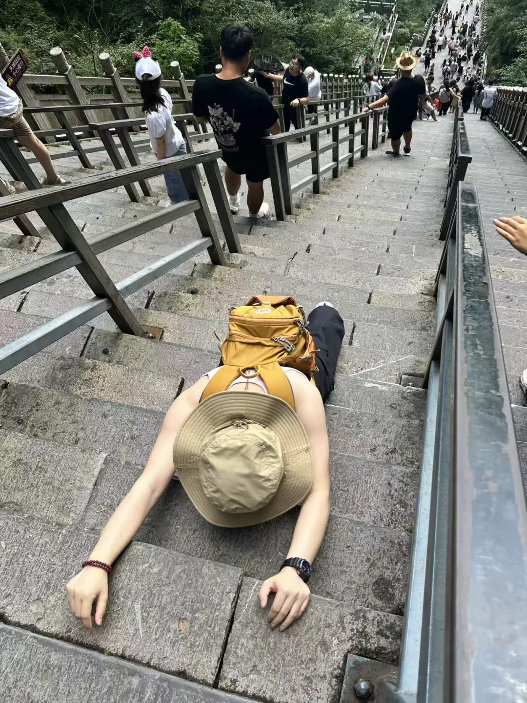 张家界天门山 坐A线索道才能值回票价！！！