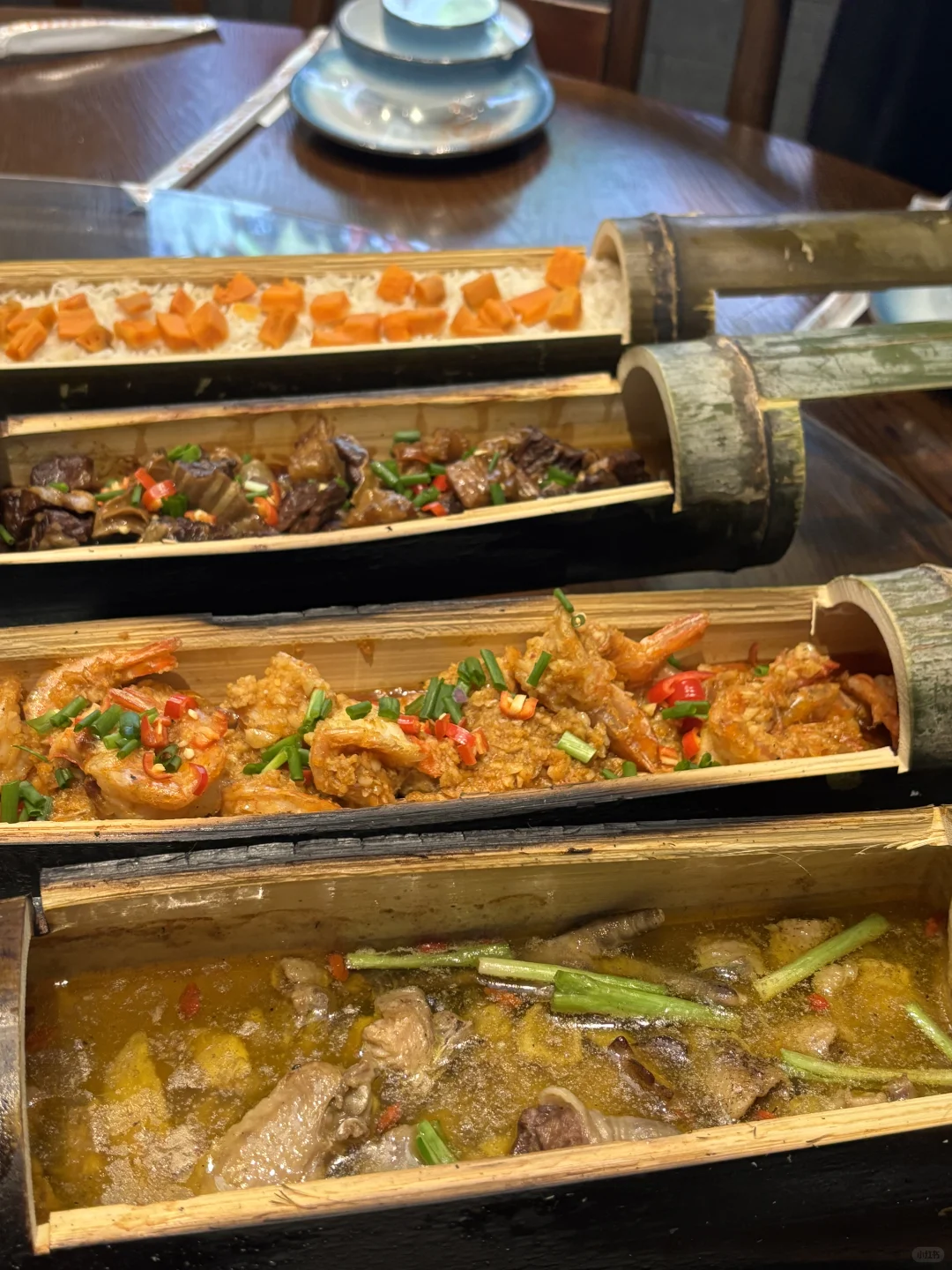 常德首家！火烧竹筒土菜馆！！