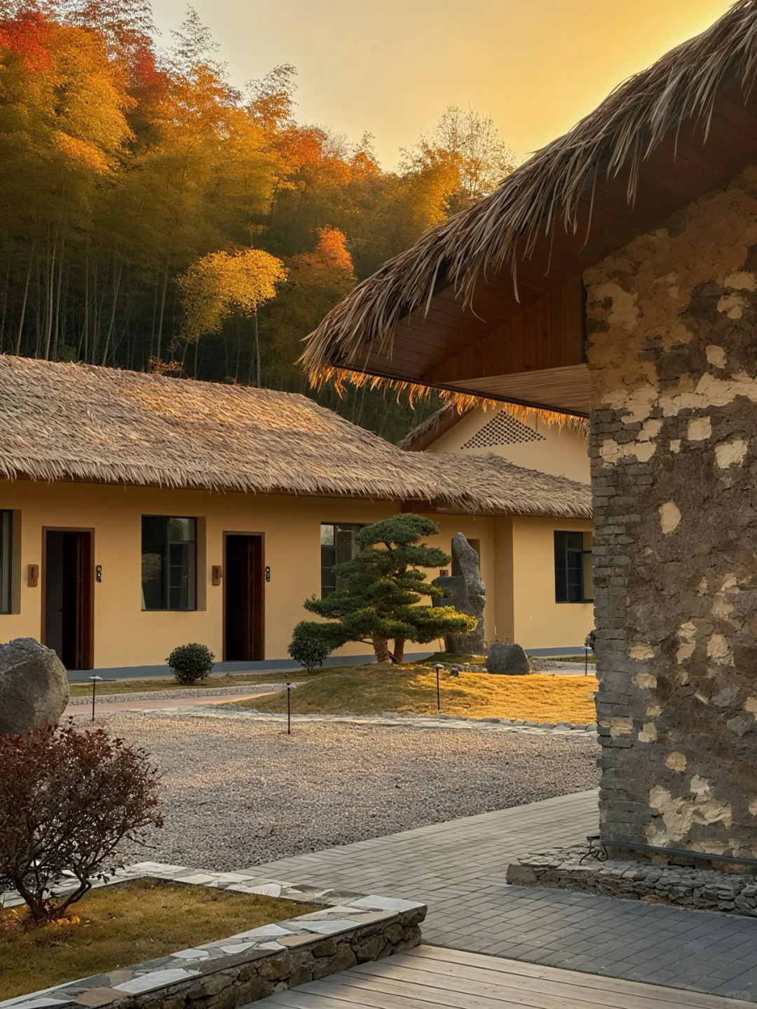 张家界天门山对面