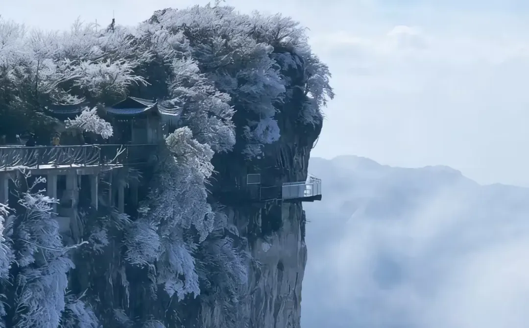 张家界天门山冬游｜选B线也太香了吧❄️