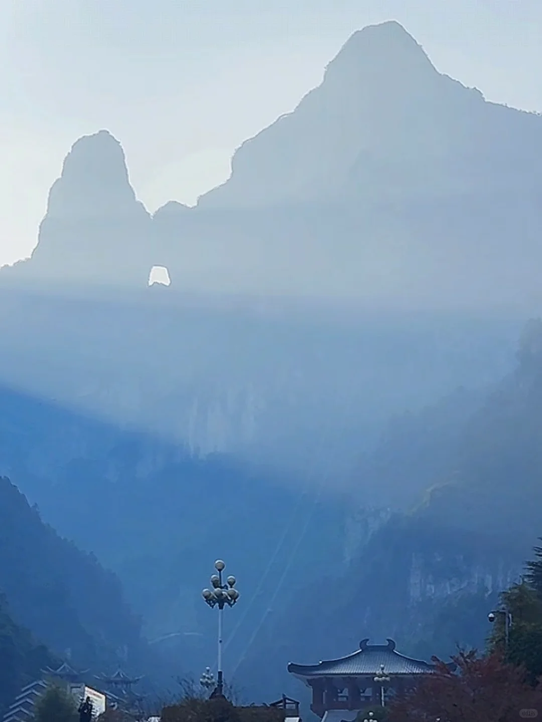 张家界天气实况🌤天门山12月11日·上午·晴