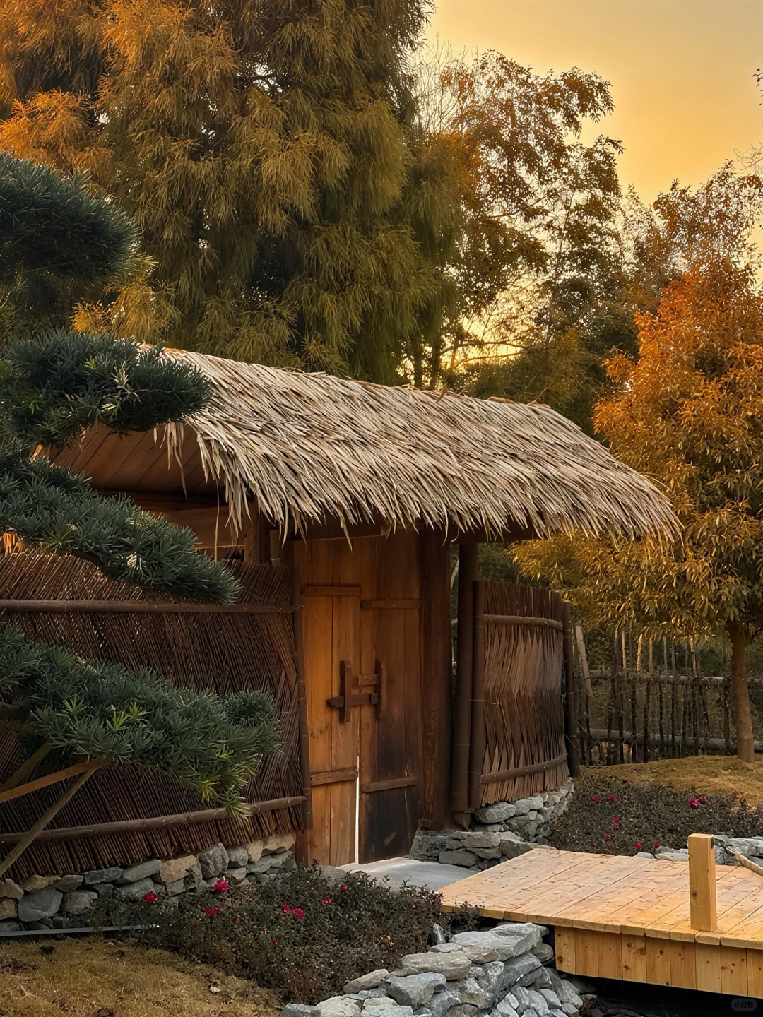 张家界天门山对面