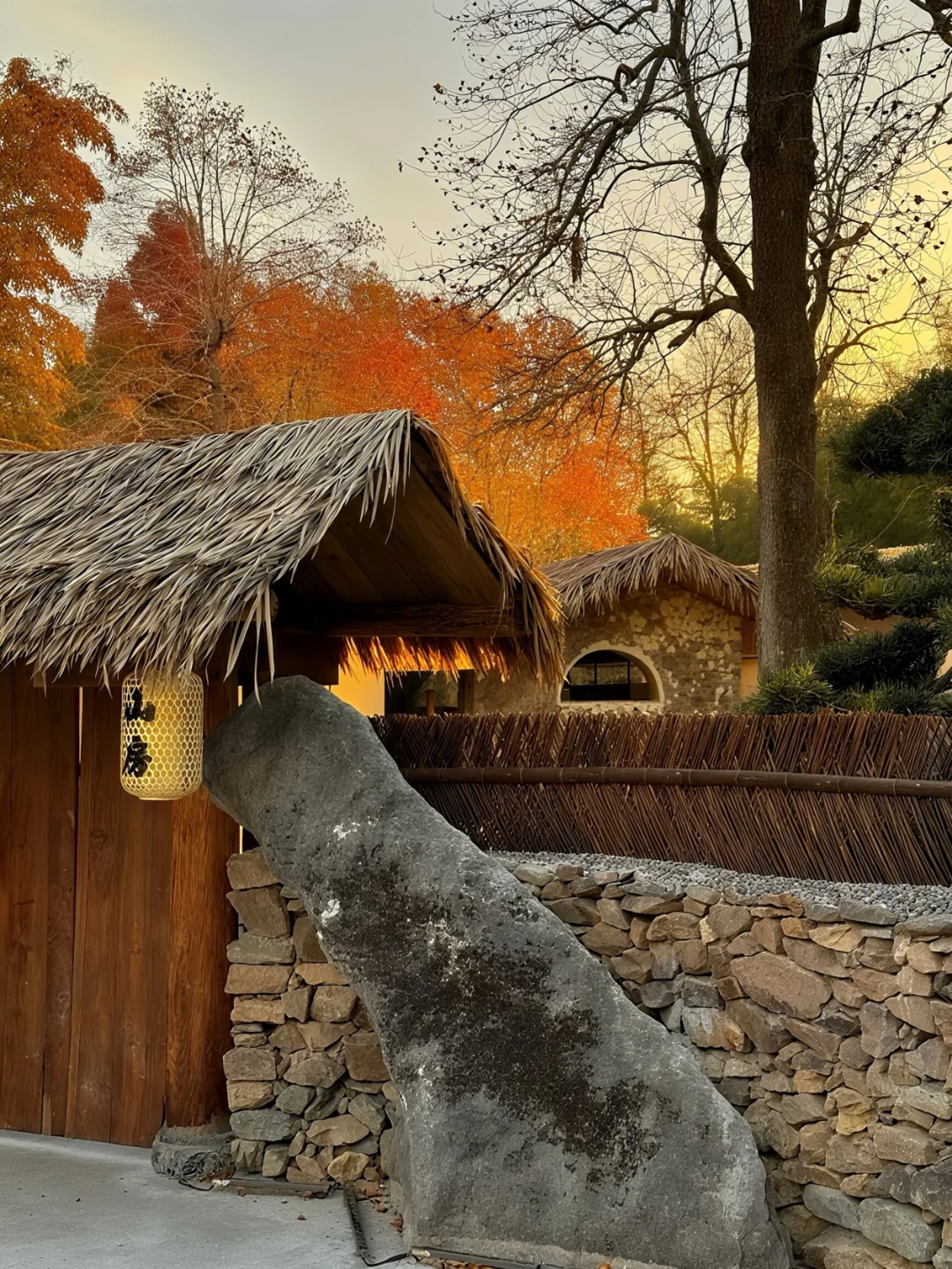 张家界天门山对面