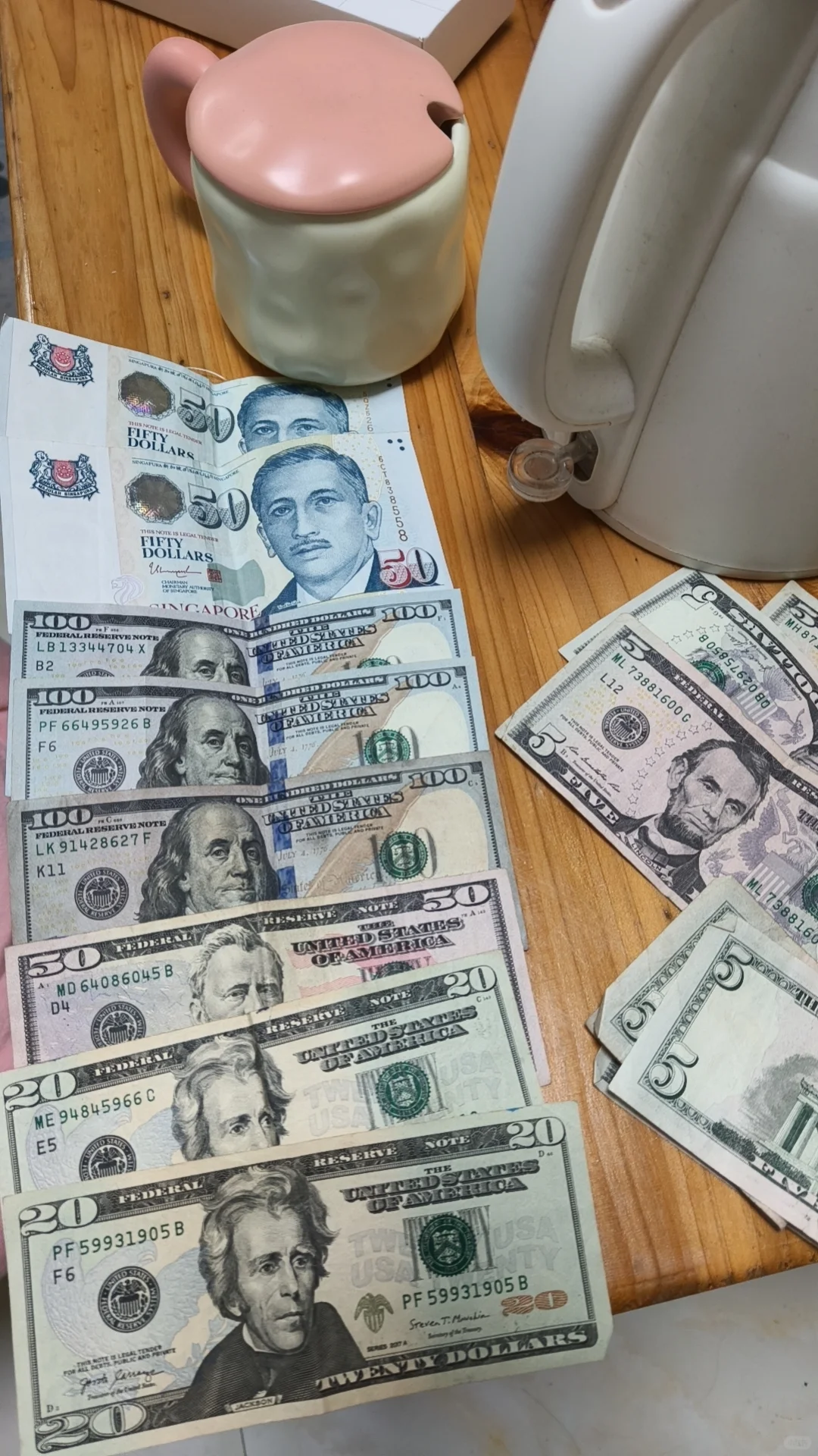 张家界英语导游一天工资多少