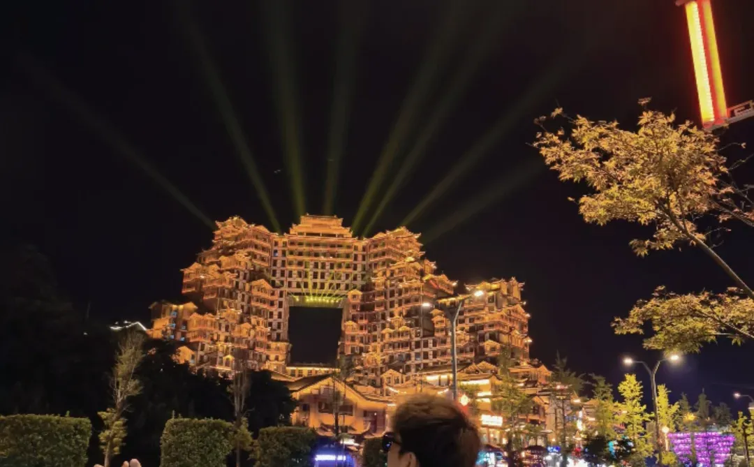 在张家界仿佛看到了天上宫殿