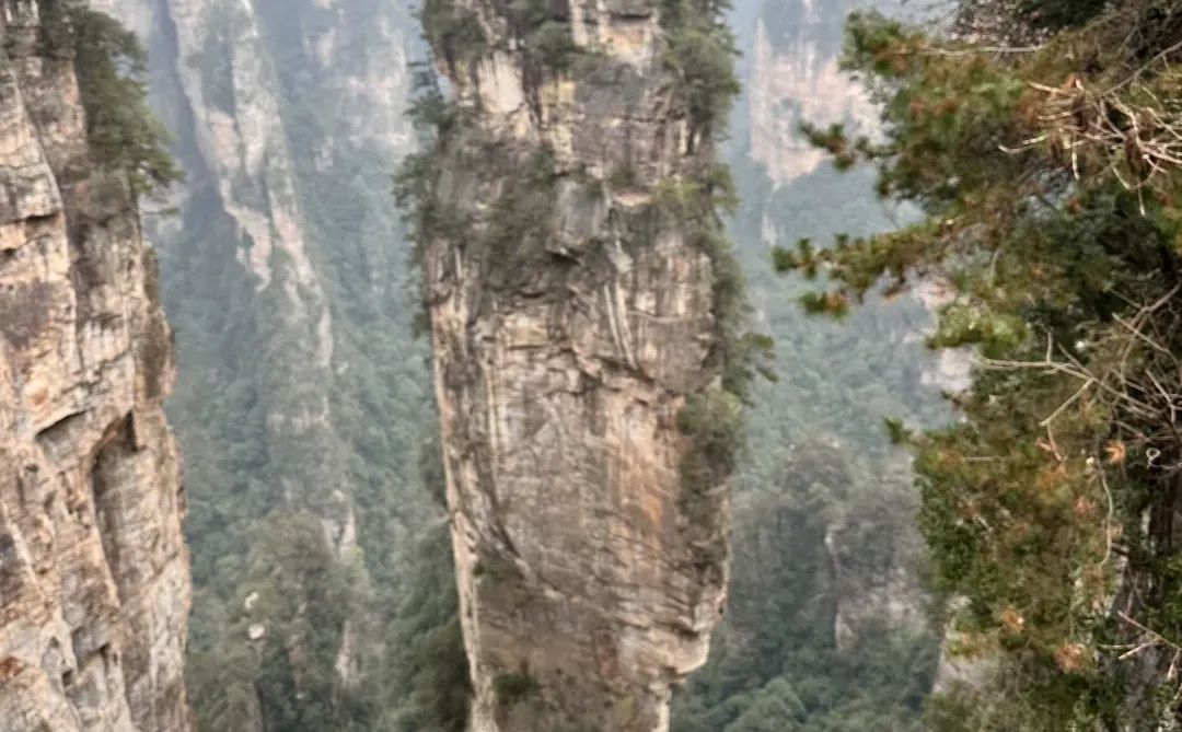 这个季节就不要来张家界了