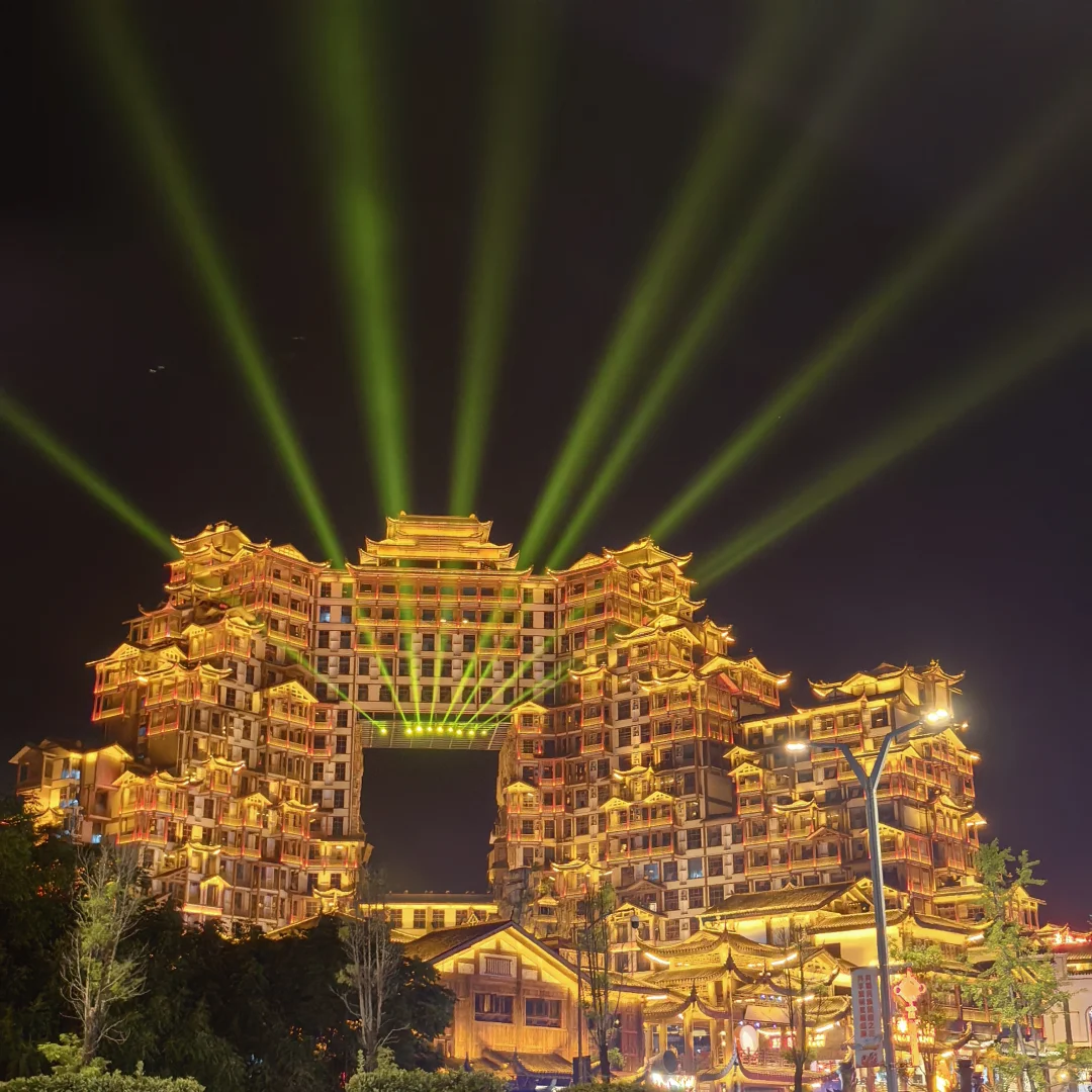 在张家界仿佛看到了天上宫殿