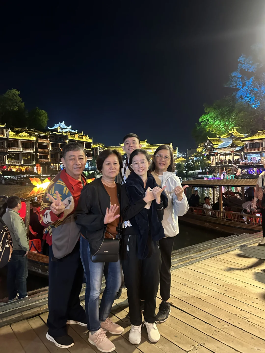 张家界｜马拉西亚🇲🇾家庭朋友式四日游