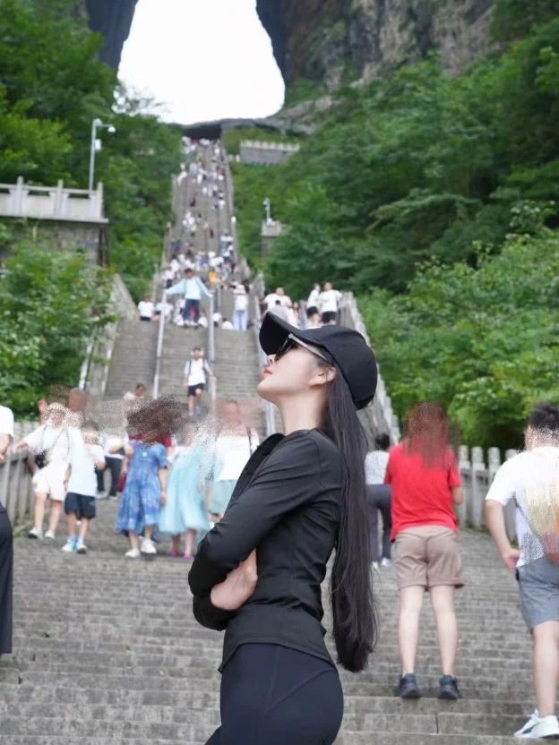 张家界旅游现状哭晕！一去一个不吱声