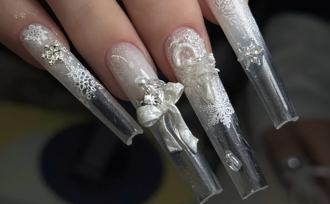 长沙美甲｜初雪降临在指尖