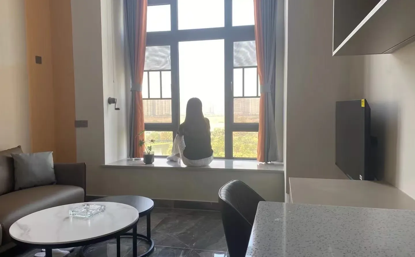 长沙岳麓区洋湖映客龙湖loft 出租