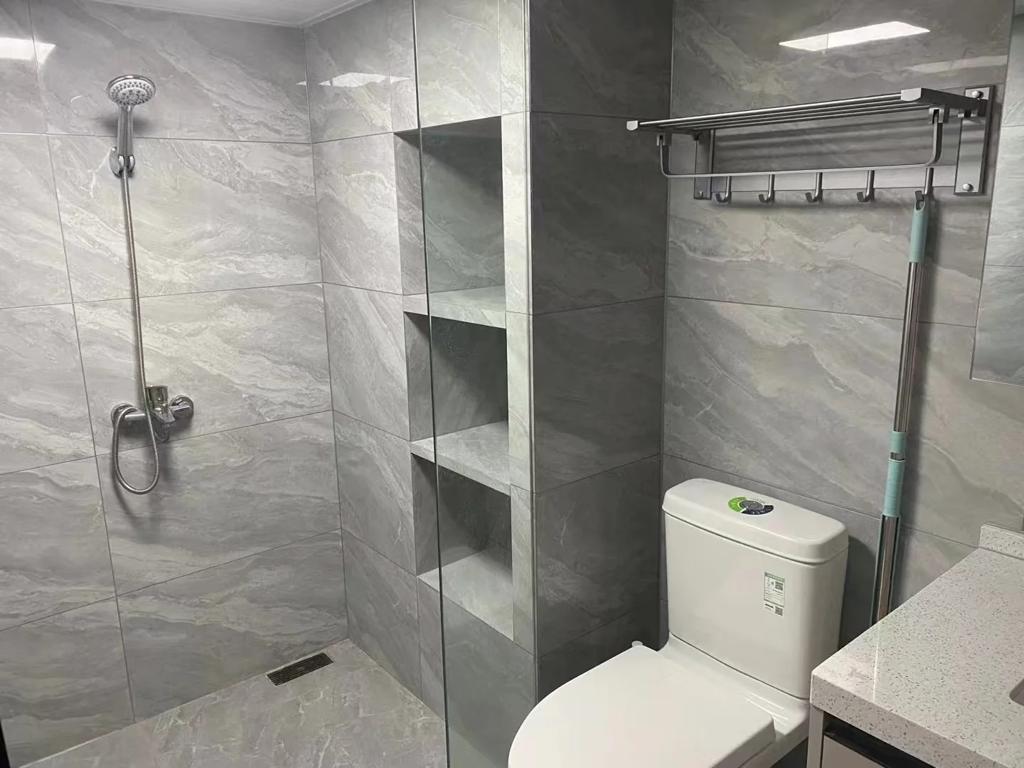 长沙岳麓区洋湖映客龙湖loft 出租